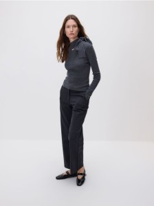 Sweter z asymetrycznym wiązaniem - ciemnoszary