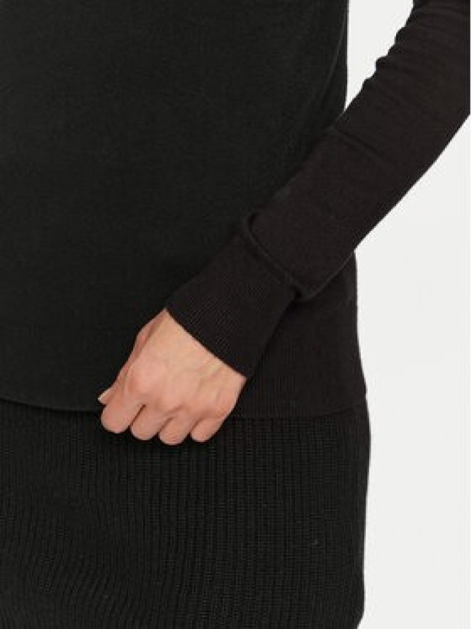 Guess Golf Piper W4BR03 Z2NQ2 Czarny Regular Fit