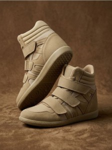 Trampki za kostkę z imitacji zamszu - beżowy