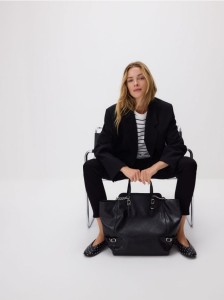 Torebka shopper z klamrami - czarny