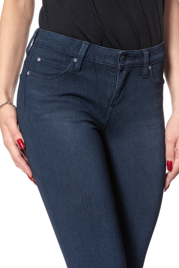 SPODNIE DAMSKIE LEE SCARLETT BLUE BLACK WAVE L506ELKZ 112111176