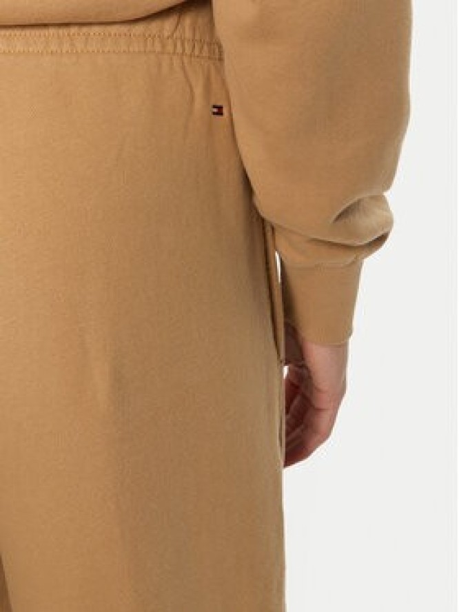 Tommy Hilfiger Spodnie dresowe WW0WW42883 Beżowy Regular Fit