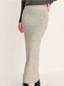 Prążkowana spódnica maxi z domieszką wełny - szary