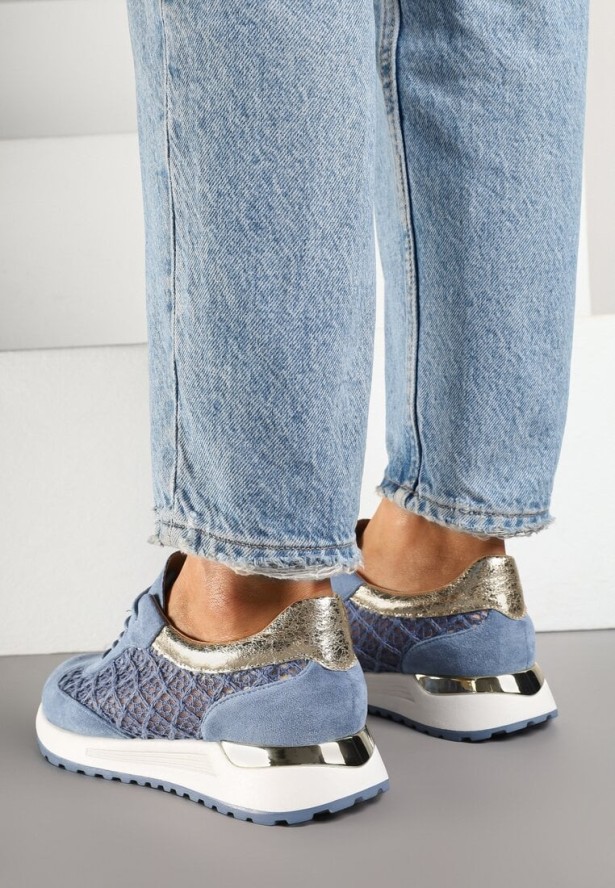 Niebieskie Sneakersy z Ażurowym Zdobieniem i Metalicznymi Wstawkami Sesovienna