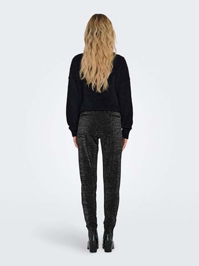 ONLY Spodnie dresowe w kolorze czarnym rozmiar: M/L32