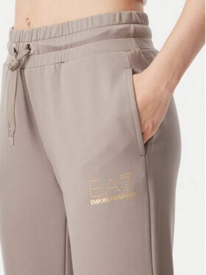 EA7 Emporio Armani Spodnie dresowe 8NTP66 TJ9RZ U6100 Beżowy ciemny Regular Fit