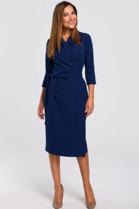 Elegancka sukienka biznesowa kopertowa midi z paskiem granat