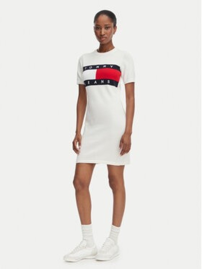 Tommy Jeans Sukienka codzienna Flag DW0DW22853 Biały Slim Fit