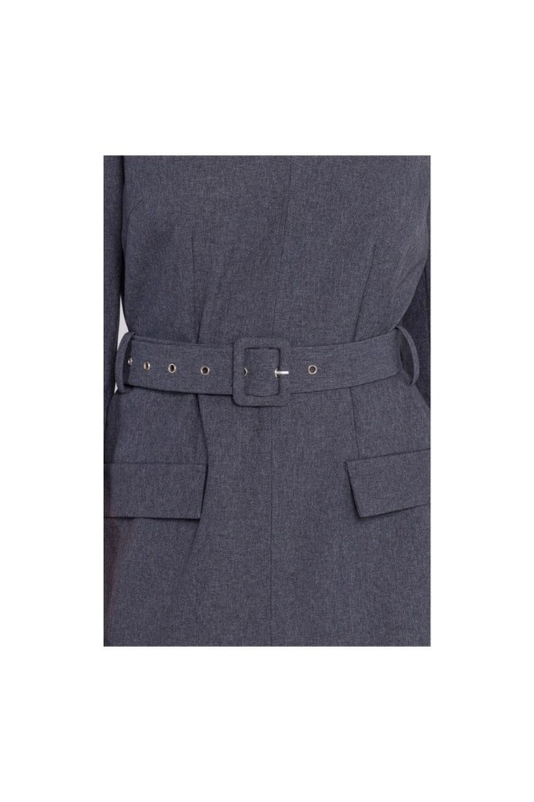 Elegancka sukienka mini z dekoltem V i paskiem szara