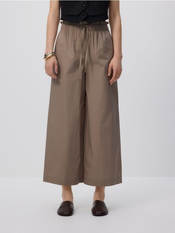 Luźne spodnie - beżowy