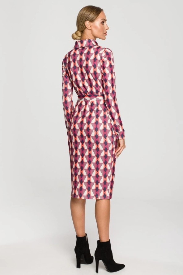 Ołówkowa sukienka z nadrukiem koszulowa góra i kołnierzyk