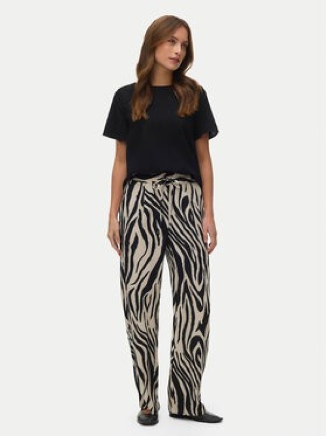 Vero Moda Spodnie materiałowe Jesmilo 10287363 Czarny Regular Fit