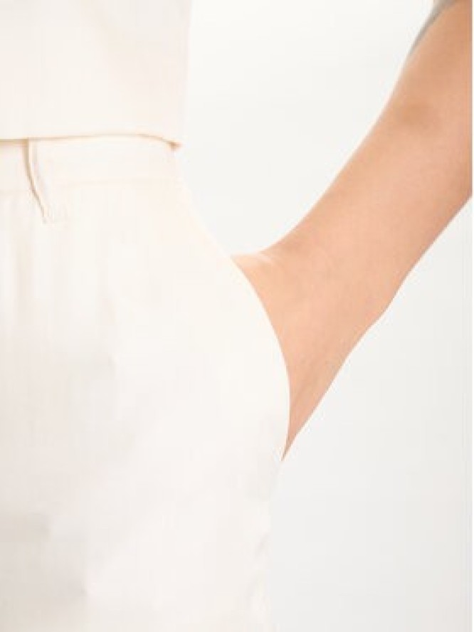 Guess Spodnie materiałowe W5YB02 WH5N2 Écru Regular Fit