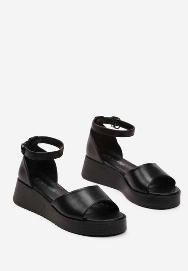 Czarne Sandały z Ekoskóry z Zakrytą Piętą i Sprzączką na Grubej Podeszwie Pravila