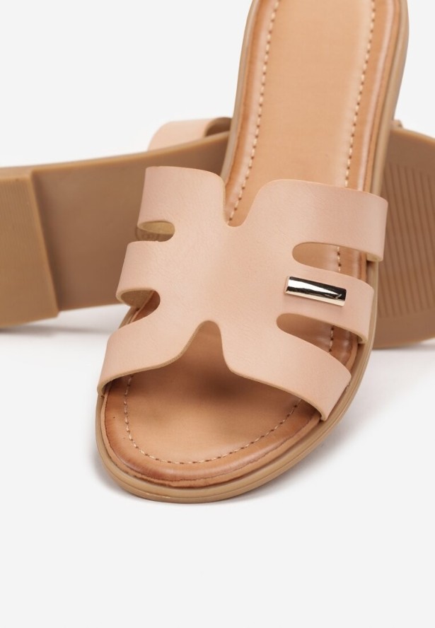 Jasnoróżowe Płaskie Klapki z Paskiem Ozdobionym Wycięciami Linvin