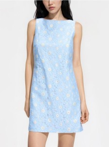 Sukienka mini w kwiaty - wielobarwny