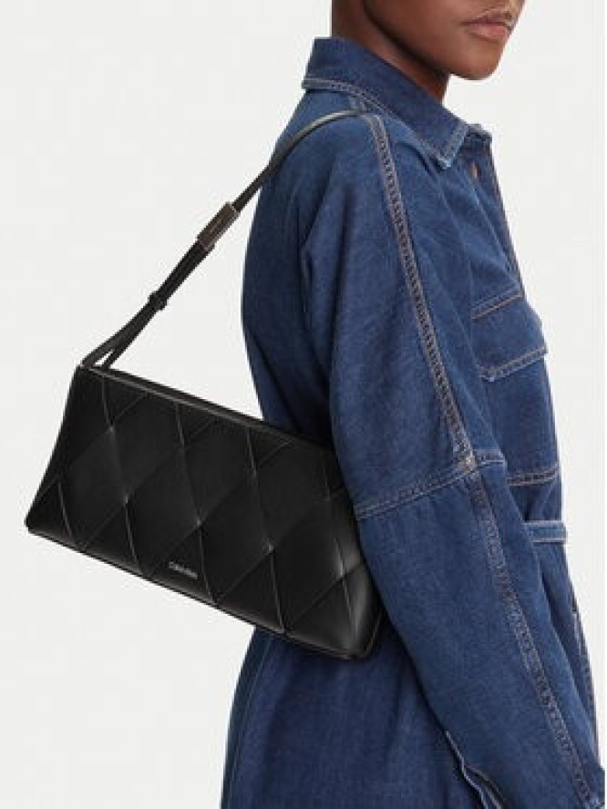 Calvin Klein Torebka Ck Woven Elongated Shoulder Bag K60K612992 Czarny