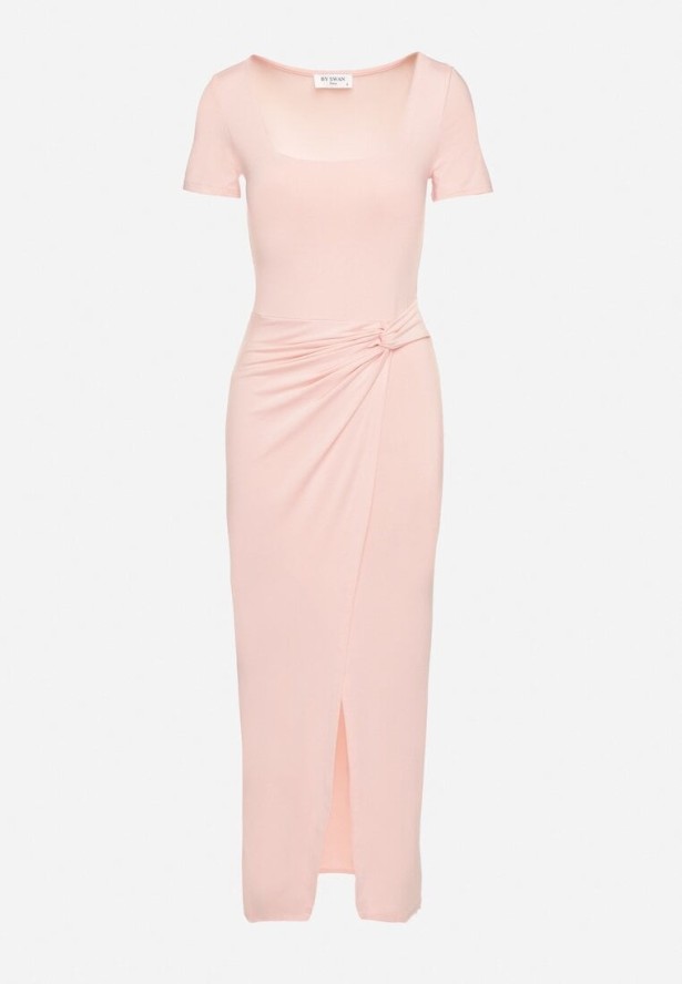 Różowa Taliowana Sukienka z Wiskozą z Marszczeniem Milasela