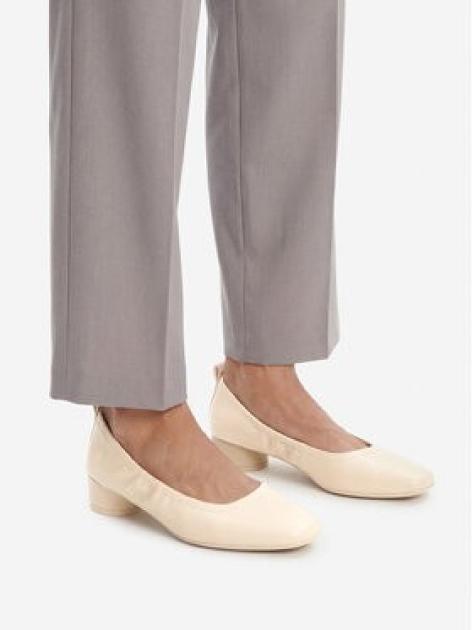 GINO ROSSI Czółenka EO-GL97D-170 Beżowy