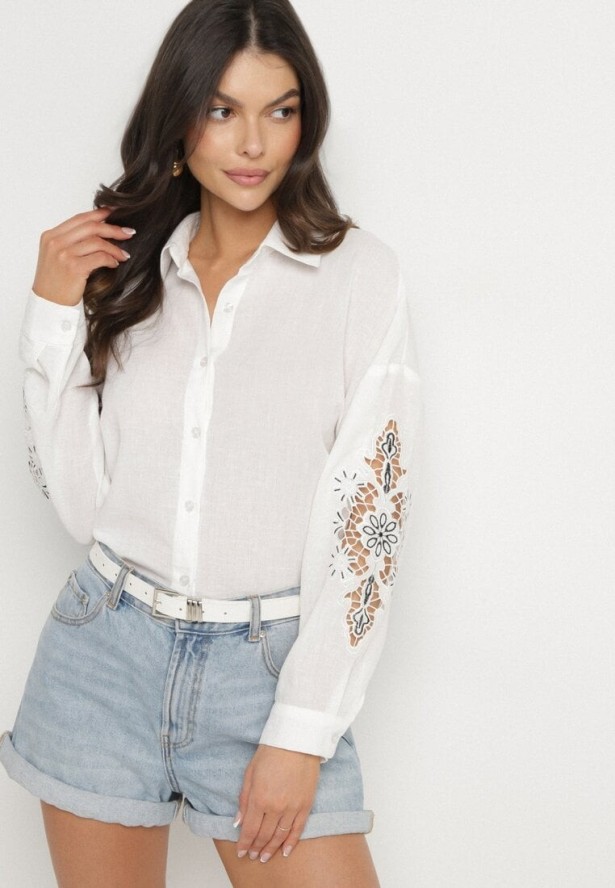 Biała Koszula o Kroju Oversize Zdobiona Haftem na Rękawach Dovorea
