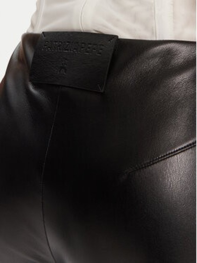 Patrizia Pepe Spodnie skórzane 8P0757 E005 Czarny Regular Fit