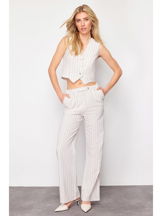 trendyol Spodnie w kolorze beżowym rozmiar: 36