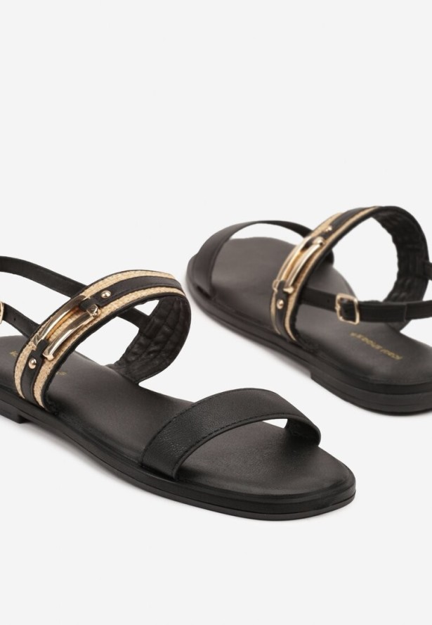 Czarne Sandały Ozdobione Metaliczną Aplikacją Vevoxa