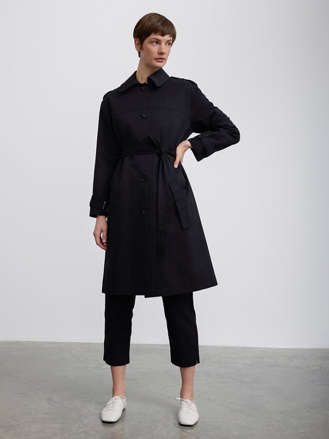 BGN Trencz w kolorze czarnym rozmiar: 40