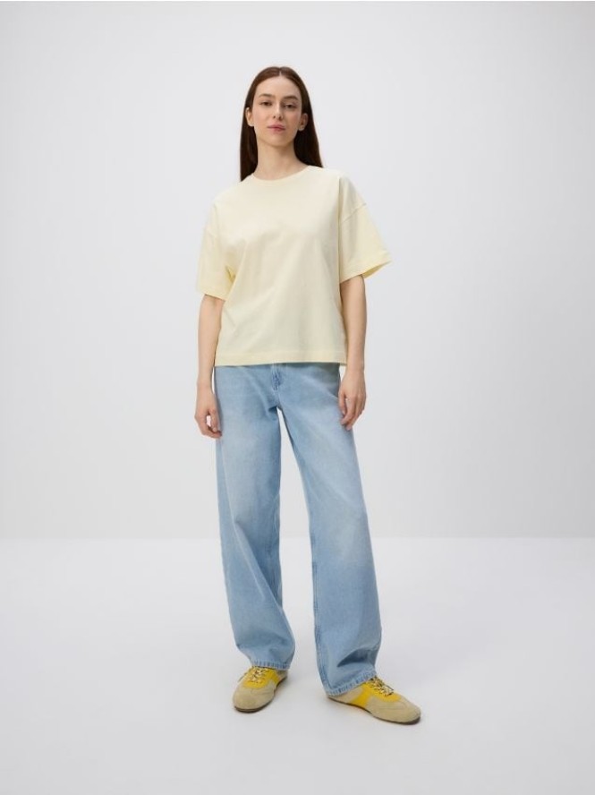 T-shirt z biżuteryjnymi aplikacjami - jasnożółty