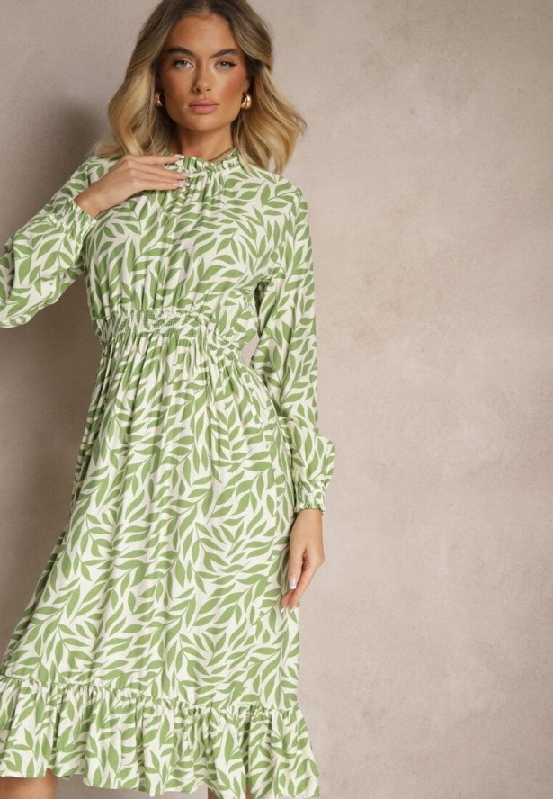 Zielona Rozkloszowana Sukienka z Gumką w Talii Zdobiona Falbankami Ridirina