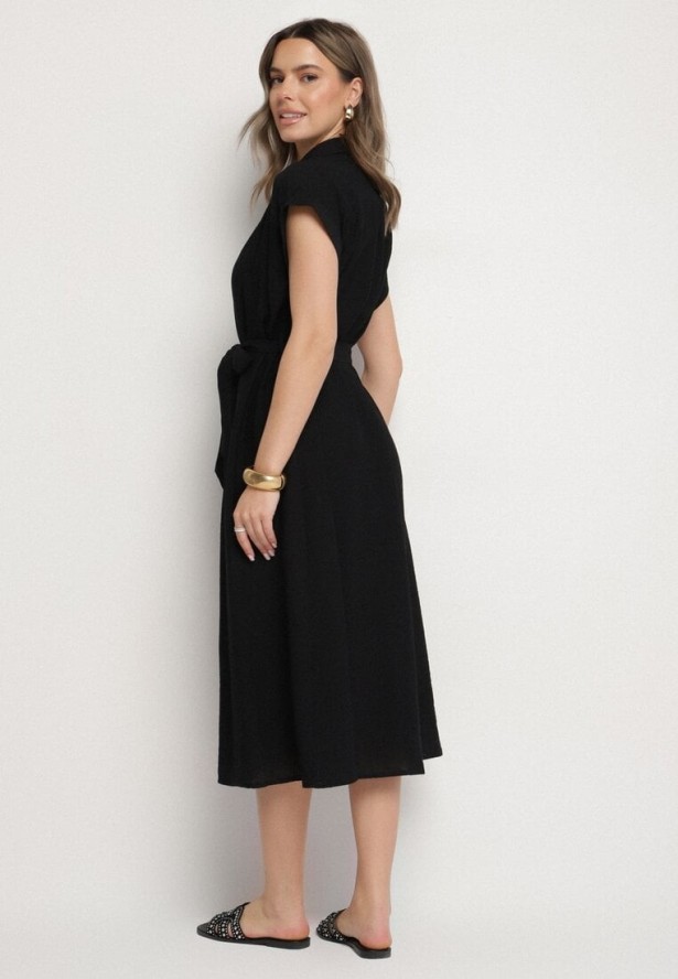 Czarna Wiskozowa Sukienka Koszulowa z Paskiem Rinaruna