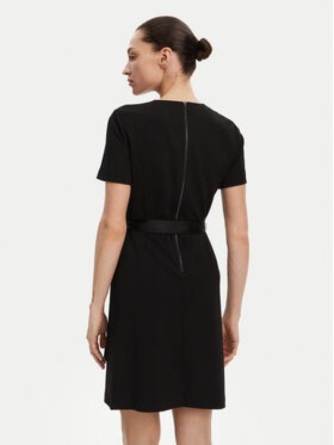 DKNY Sukienka codzienna DD4J1E45 Czarny Slim Fit