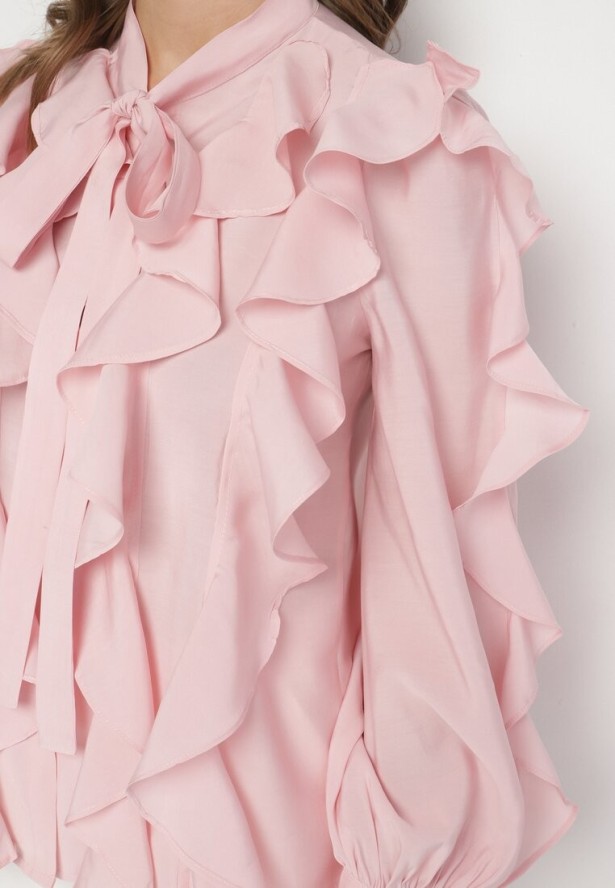 Różowa Koszula o Luźnym Kroju z Falbanami i Wiązaniem Ravionel