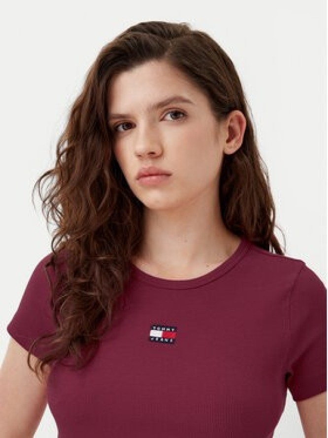 Tommy Jeans T-Shirt Badge DW0DW17881 Bordowy Slim Fit