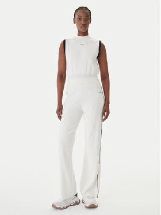 Guess Sweter 181078 Beżowy Classic Fit