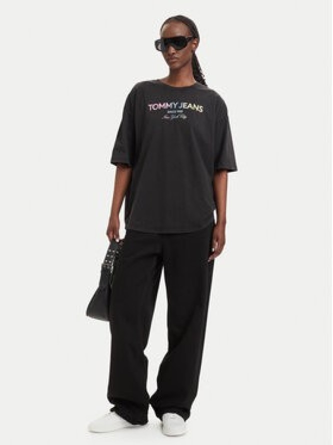Tommy Jeans T-Shirt DW0DW22803 Czarny Oversize
