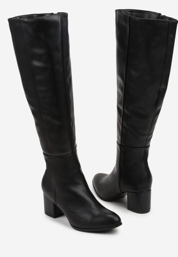 Czarne Kozaki Vices na Słupku Sedvire