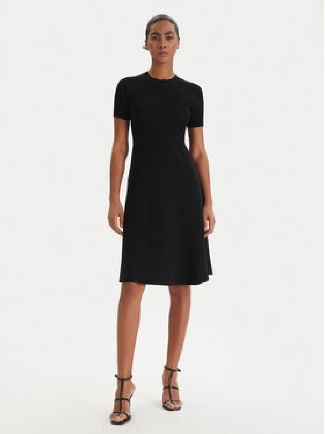 Armani Exchange Sukienka dzianinowa XW001885 AF10352 Czarny Regular Fit