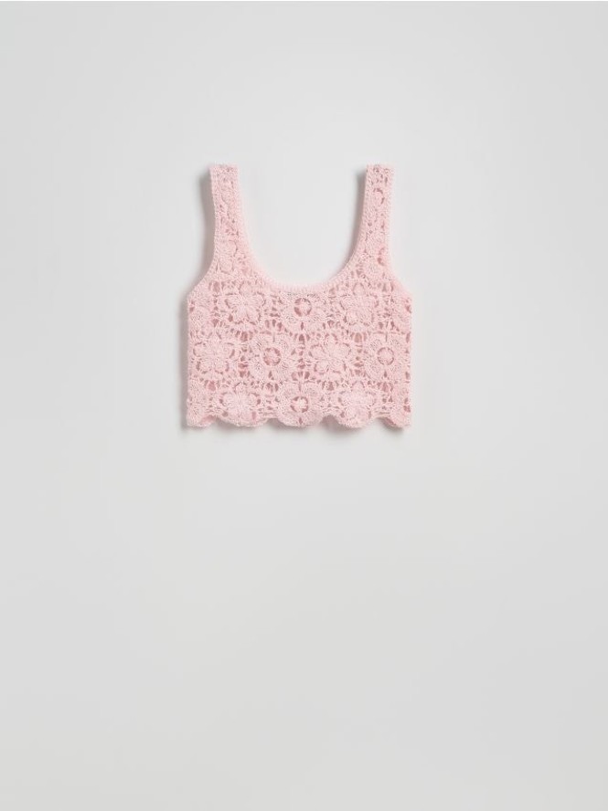Ażurowy top na ramiączkach - pastelowy róż
