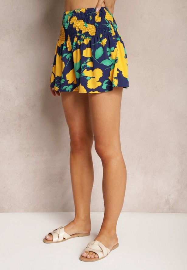 Granatowo-Żółte Szorty w Kwiatowy Wzór z Szeroką Marszczoną Gumką w Talii Orfina
