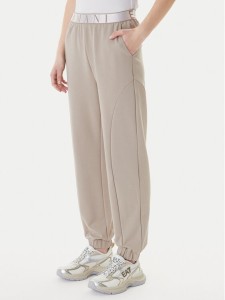 EA7 Emporio Armani Spodnie dresowe 7W001154 AF12501 U6225 Beżowy Regular Fit