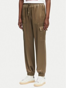 Guess Spodnie materiałowe W5GB08 WG7C0 Brązowy Slim Fit