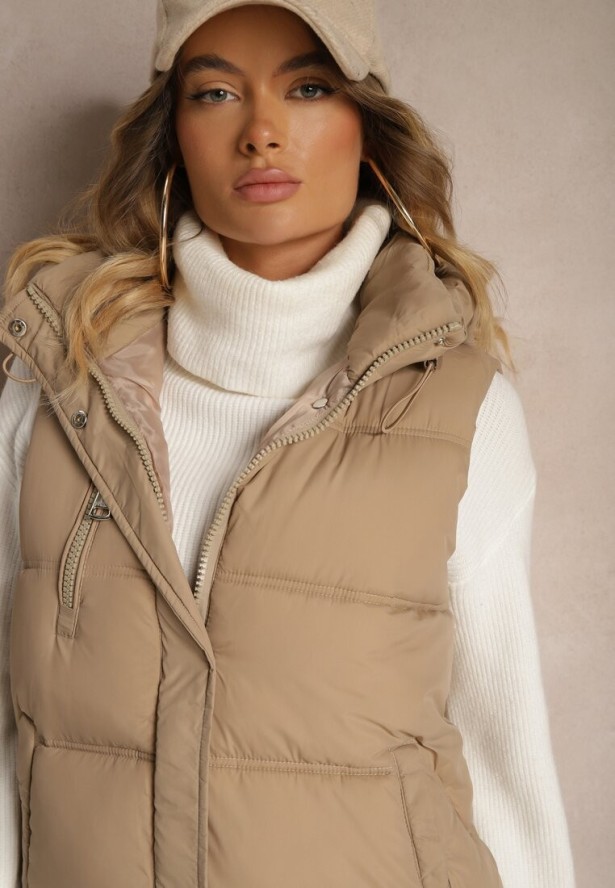 Ciemnobeżowa Pikowana Kamizelka z Kapturem i Ozdobnym Suwakiem Tomtalisa