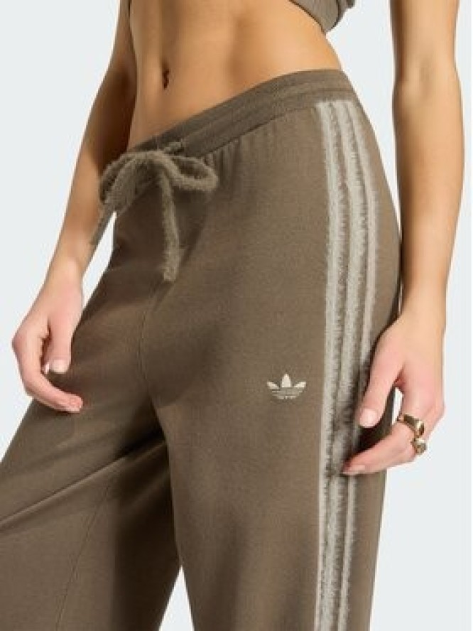 adidas Spodnie dresowe Firebird KS7362 Brązowy Regular Fit
