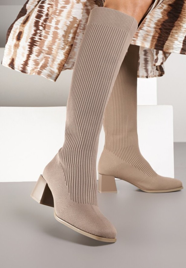 Ciemnobeżowe Kozaki z Elastyczną Cholewką Melaste