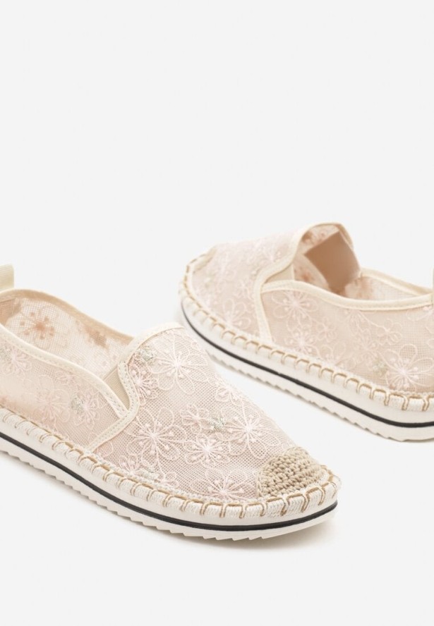 Różowe Espadryle z Ozdobną Plecionką Eranoria