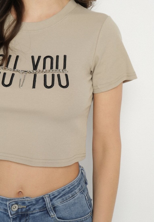 Ciemnobeżowy Bawełniany T-shirt z Napisem i Łańcuchem Olimelia