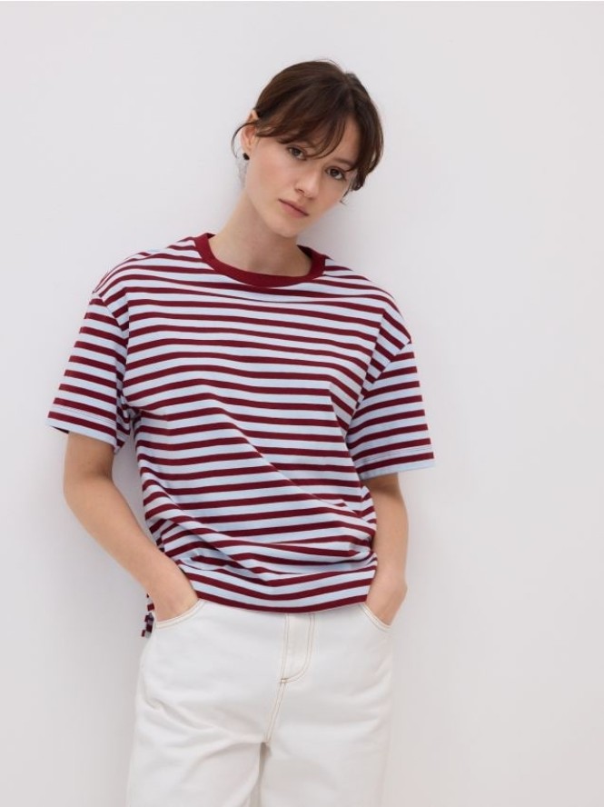 Bawełniany t-shirt w paski - bordowy