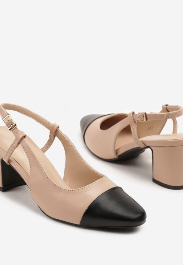 Czarno-Beżowe Sandały ma Kwadratowym Słupku ze Sprzączką i Noskiem z Detalem Tuvea
