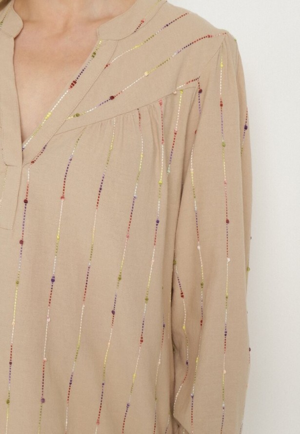 Beżowa Bluzka Koszulowa z Bawełny z Dekoltem w Serek i Haftem Palanenna